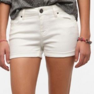 (BDG/Urban) White Alexa Jean Short